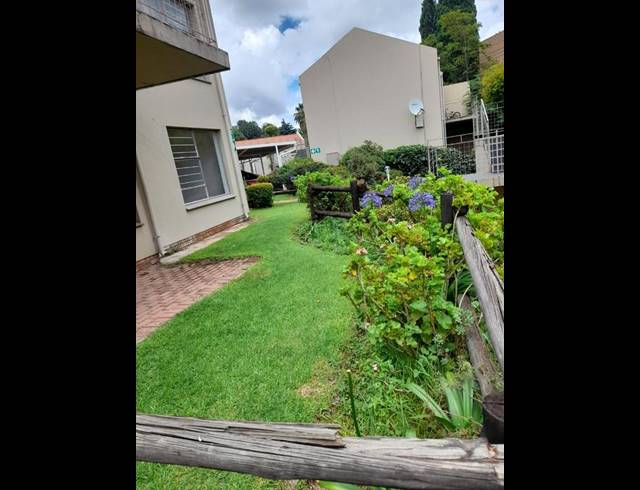 0 BEDROOM PROPERTY TO RENT IN BEDFORD GARDENS